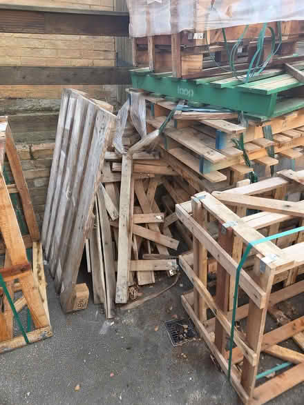 Photo of free Wooden Pallets (North Tonbridge TN10) #2