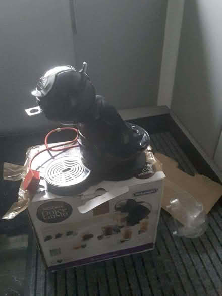 Photo of free dolce gusto coffee machine, needs water container (The Rock TF3) #3