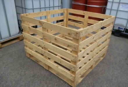 Photo of Large wooden crates (Bingham NG13) #1