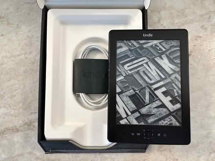 Photo of free Kindle 5 eBook Reader (Near El Camino & Hollenbeck) #1