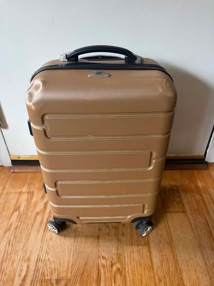 Photo of free DAMAGED suitcase: spare part/art (Williamsburg) #1