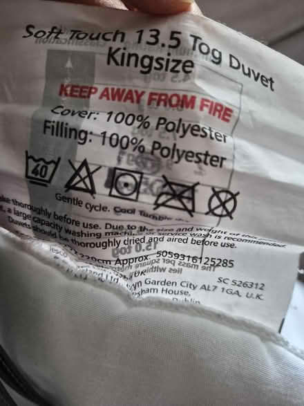 Photo of free King size 13.5 tog duvet (Isleworth TW7) #1