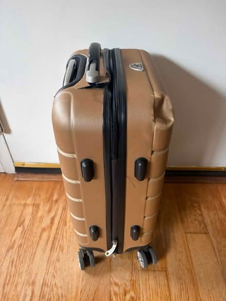 Photo of free DAMAGED suitcase: spare part/art (Williamsburg) #2
