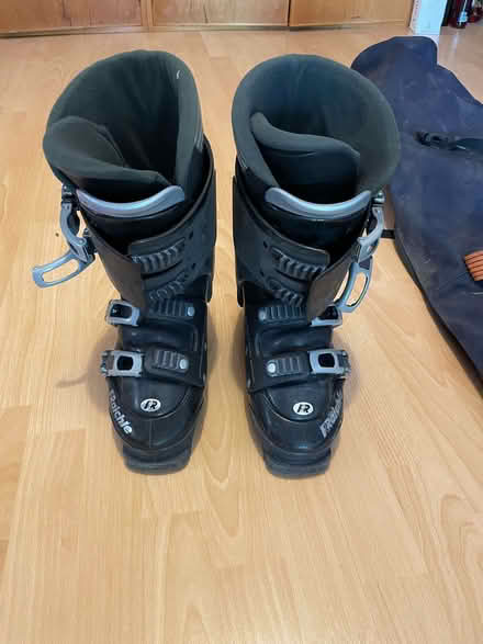Photo of free skis and ski boots (Headington OX3) #4