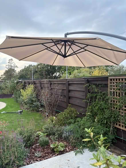 Photo of free Garden Umbrella/parasol (North Tonbridge TN10) #2
