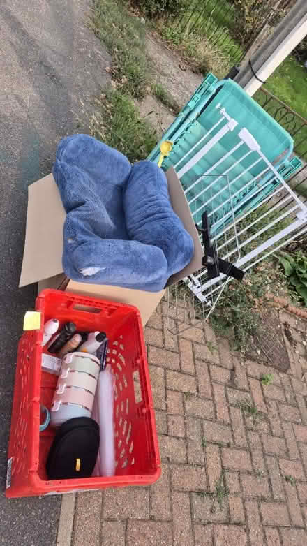 Photo of free Pet supplies and garden chair (Tw77jf) #1