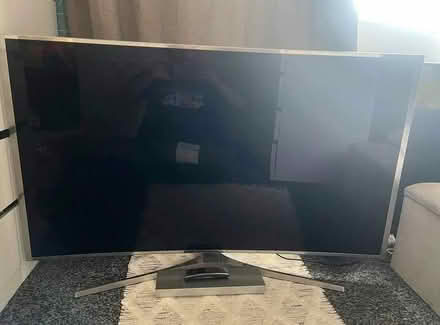 Photo of free Samsung TV (Park Street LN5) #1