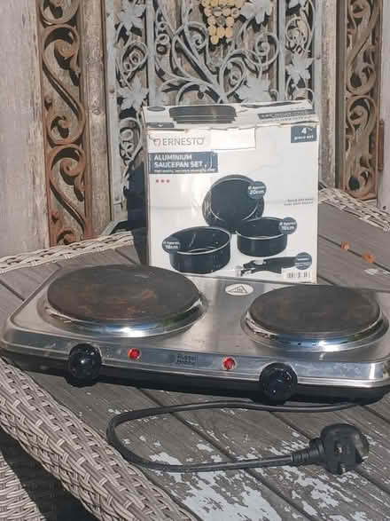 Photo of free Plug in hotplate & saucepan set (Buxted TN22) #1