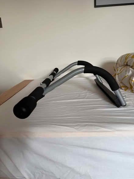 Photo of free Pull up bar (Hanwell W7) #2