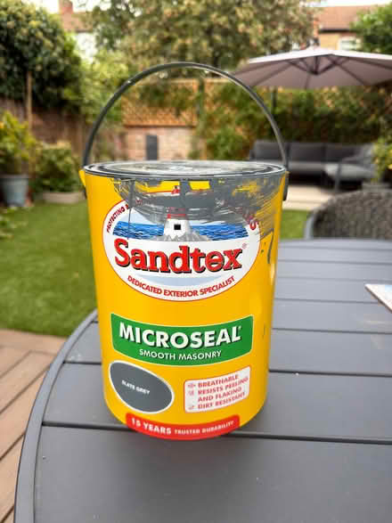 Photo of free Masonry Paint (De Parys MK40) #1