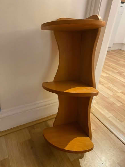 Photo of free Corner shelf (Round Hill BN2) #1