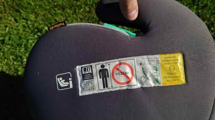 Photo of free Halfords Booster Seat (Redhill, Colesmead area, RH1) #2