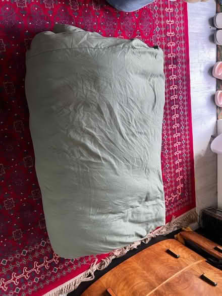 Photo of free 10.5tog double duvet, hardly used (CR7 Thornton heath) #2