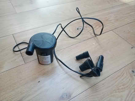 Photo of free 12v Air Pump (Garden City OX5) #1