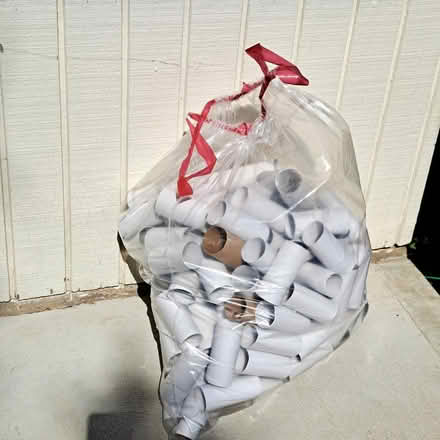 Photo of free CLEAN cardbrd TP+paper towel rolls (Allison Park-- Hampton) #1