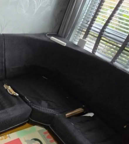 Photo of free sofa (Leyton) #2