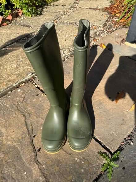 Photo of free Size 8 wellies (Walton-on-the-Naze CO14) #1