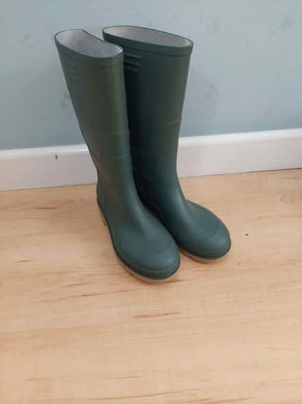 Photo of free Wellies size 4 (Hanham BS15) #1