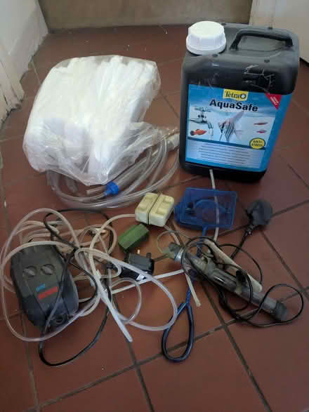 Photo of free Aquarium equipment (Ludlow SY8) #1