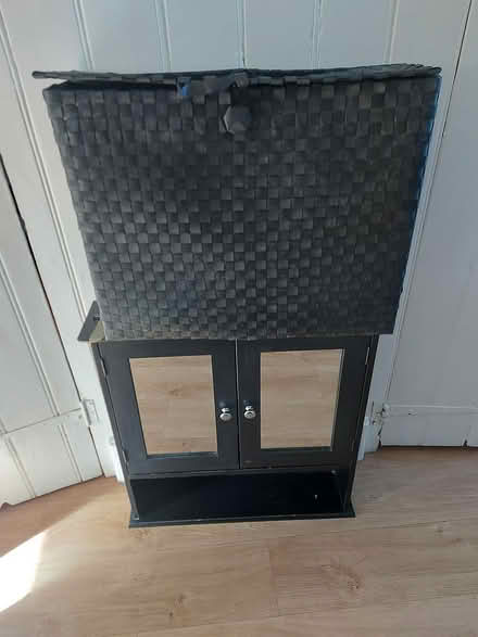 Photo of free Bathroom cabinet and accessories (Eltham) #1
