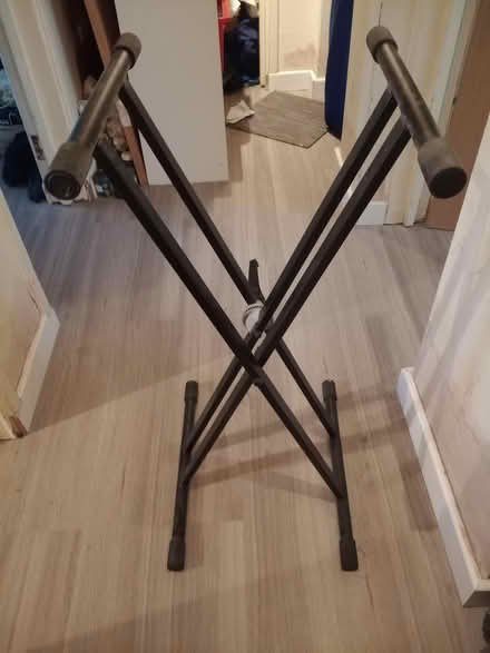 Photo of free Keyboard/piano stand (Hulme, M15) #2