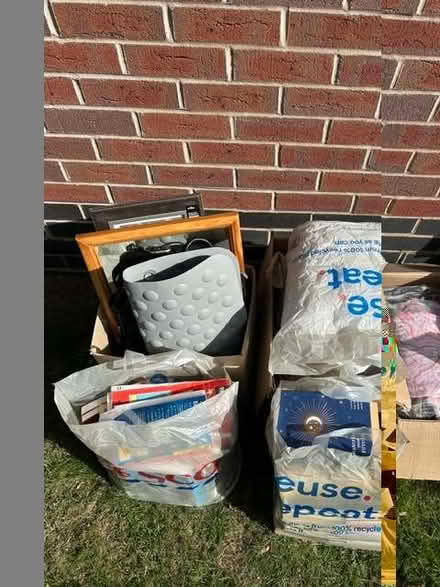 Photo of free Car boot sale items -books brick a brack etc (Malvern Link WR14) #2