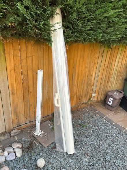 Photo of free Bin Screen (Hazlemere HP15) #1
