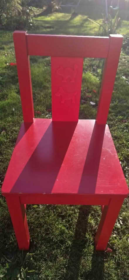 Photo of free Toddlers red chair (Wr14 3pa) #1