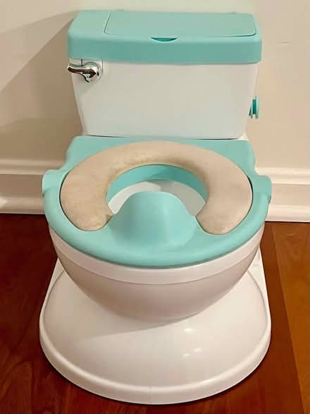 Photo of free Training potty (Montgomery Village) #1