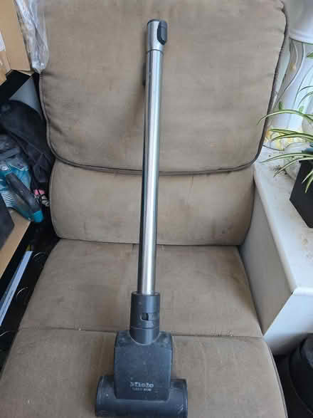 Photo of free Miele vacuum end and pipe (Hurdsfield SK11) #1