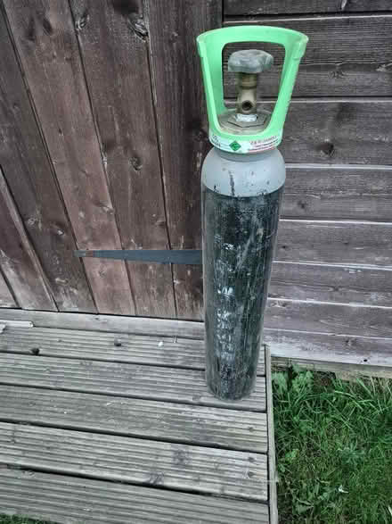 Photo of free co2 bottle (S63 6pd) #1