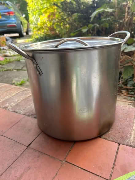 Photo of free Large pan (Streatham SW16) #1