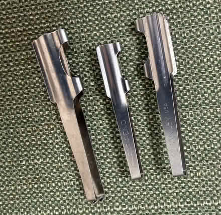 Photo of free 3 screw holders (Terra Linda) #1