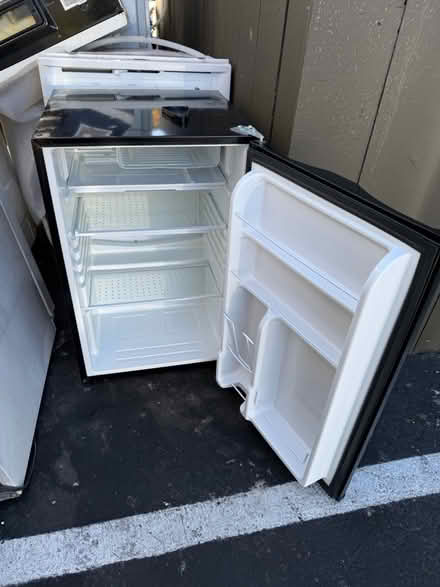 Photo of free Black Igloo mini fridge (1075 Valencia Avenue) #1
