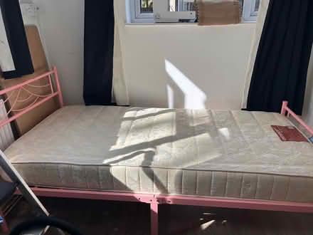 Photo of free Single bed (Hanworth TW13) #1