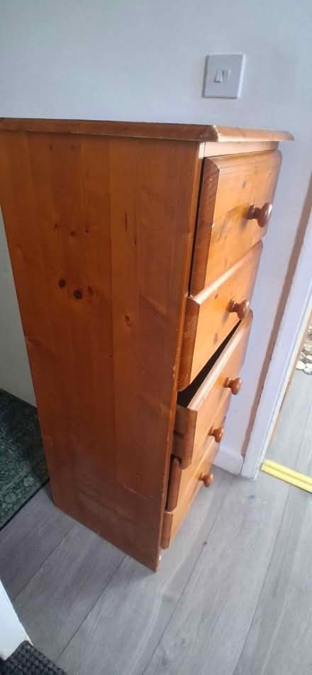 Photo of free Chest of drawers (E16 canning town) #2