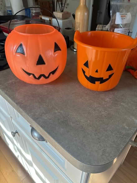 Photo of free Plastic Pumpkin Candy Buckets (Providence Subdivision, Elgin) #1