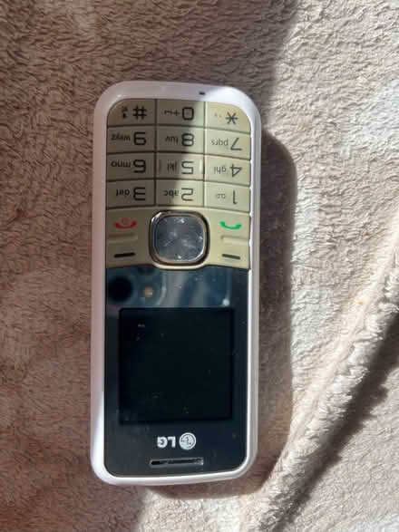 Photo of free LG Mobile Phone (Allerton BD15) #1