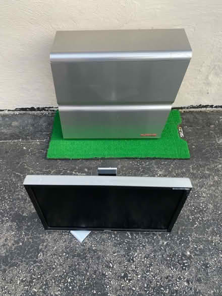Photo of free Gaming computer (Bloor/ The West Mall) #3