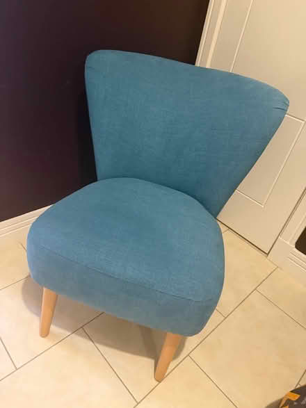 Photo of free Bedroom chair (teal) (Craigmillar Park EH16) #2