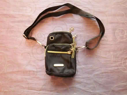 Photo of free Small Cross Body Bag. (Vale LA1) #1