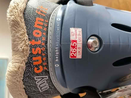 Photo of free Pair of Salomon women's ski boots (Clewer New Town SL4) #3