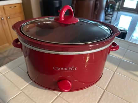 Photo of free 3 1/2 Qt Slow Cooker (Sunrise Manor/Eastside) #1