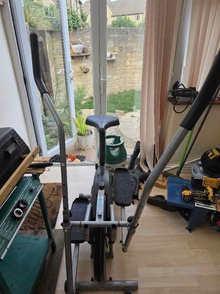 Photo of free Confidence 2-in-1 Elliptical Cross Trainer and Exercise Bike (West Oxfordshire OX28) #1