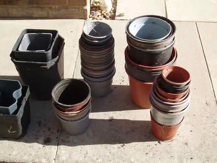 Photo of free Collection of potting pots (Yateley GU46) #1