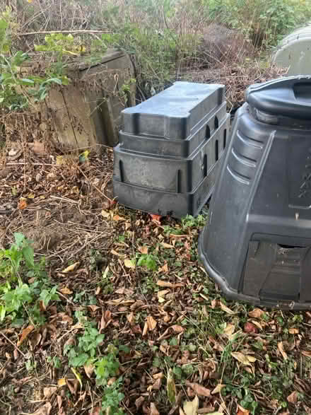 Photo of free Composts (Tandridge village oxted RH8) #3