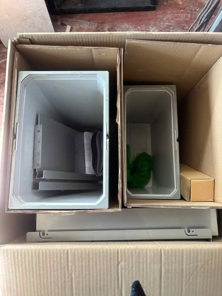Photo of free recycling bin system (Mynydd Mechell LL68) #1