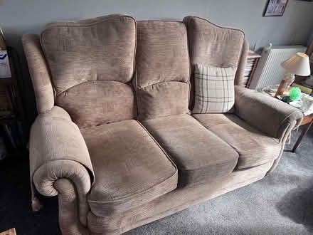 Photo of free Settee (YO24) #2