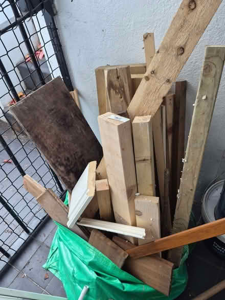 Photo of free Timber and moulding offcuts (South Kensington W8) #1