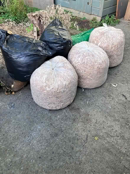 Photo of free Clean dry wood shavings (Dublin 8) #1
